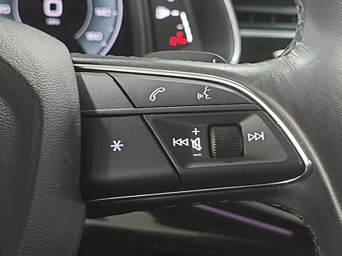 Used 2023 Audi Q7 3.0T Prestige w/ Prestige Package AWD/4WD image 13