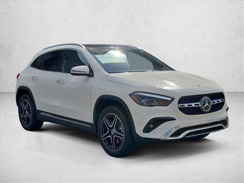 New 2026 Mercedes-Benz GLA 250 image 4