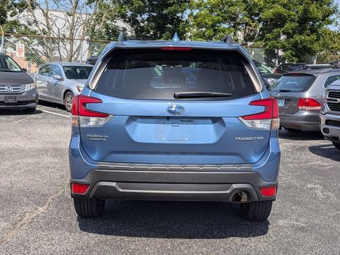 Used 2021 Subaru Forester Premium AWD/4WD image 6