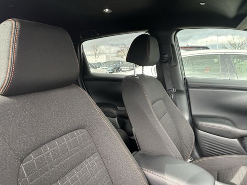 Used 2024 Honda HR-V Sport image 35