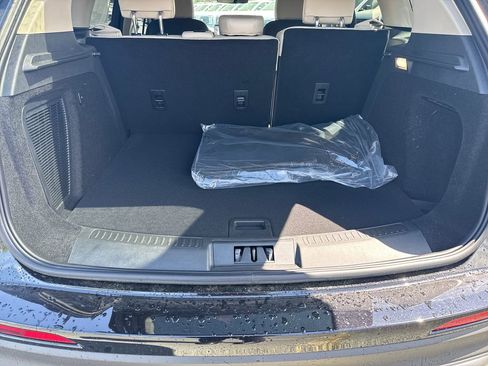 New 2026 Lincoln Corsair Premiere image 28