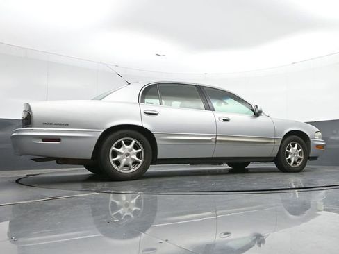 Used 2002 Buick Park Avenue w/ Prestige Pkg FWD image 12