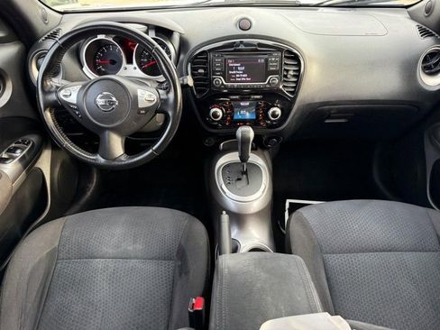 Used 2017 Nissan Juke SV FWD image 13