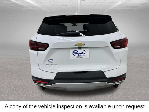 Used 2025 Chevrolet Blazer LT FWD image 12
