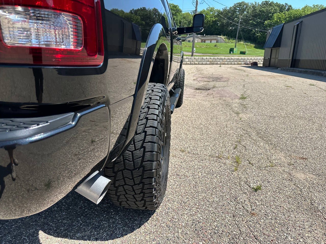 Used 2018 RAM 2500 Laramie w/ Sport Appearance Group AWD/4WD image 24