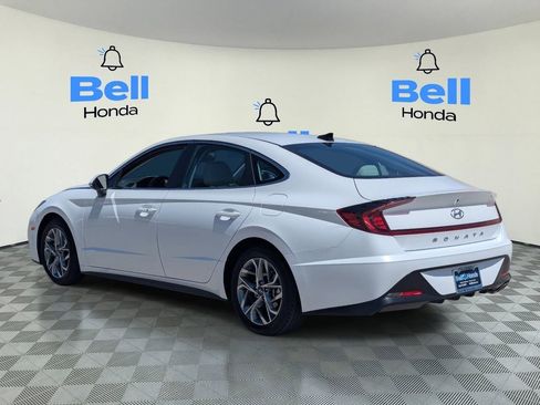 Used 2023 Hyundai Sonata SEL w/ Preferred Accessory Package FWD image 3