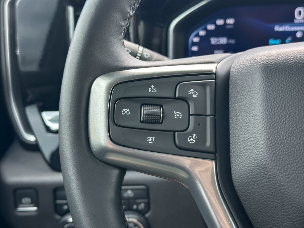 Used 2024 Chevrolet Silverado 1500 LT AWD/4WD image 28