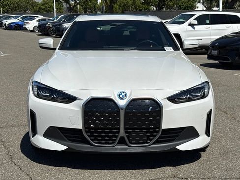 Certified 2023 BMW i4 eDrive40 RWD image 4