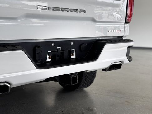 Used 2020 GMC Sierra 1500 AT4 w/ AT4 Preferred Package AWD/4WD image 30