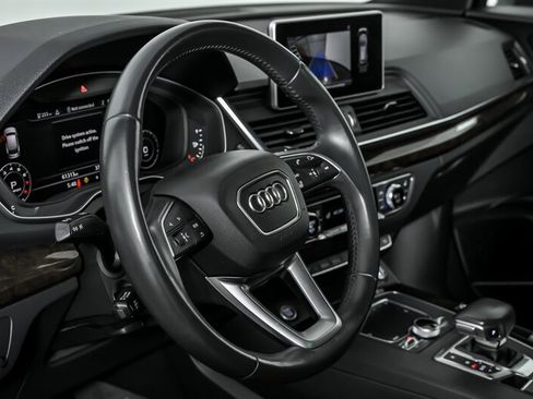 Used 2018 Audi Q5 2.0T Premium Plus w/ Premium Plus Package image 24