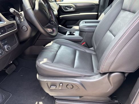 Used 2024 Chevrolet Suburban RST w/ Luxury Package AWD/4WD image 9