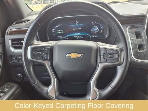 Used 2023 Chevrolet Suburban Premier image 26
