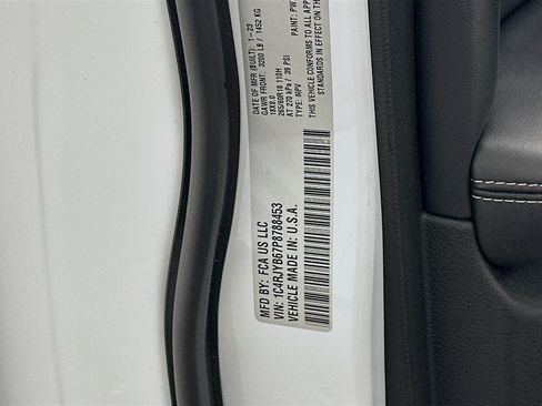 Used 2023 Jeep Grand Cherokee 4WD 4xe image 12