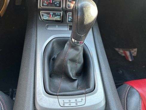 Used 2015 Chevrolet Camaro SS w/ Commemorative Special Edition RWD image 12