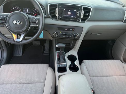 Used 2017 Kia Sportage LX image 13