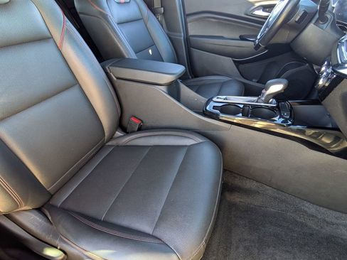 Used 2024 Chevrolet Trax RS w/ Driver Confidence Package image 32