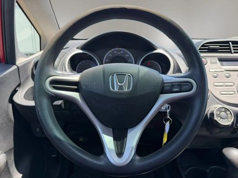 Used 2013 Honda Fit image 20