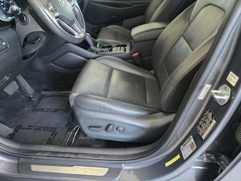 Used 2019 Hyundai Tucson Ultimate w/ Cargo Package AWD/4WD image 21