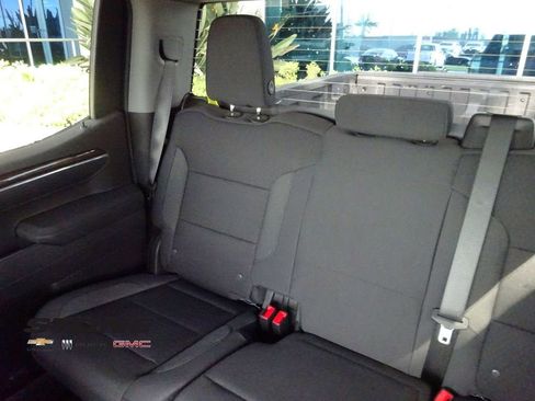 New 2026 GMC Sierra 1500 SLE image 15