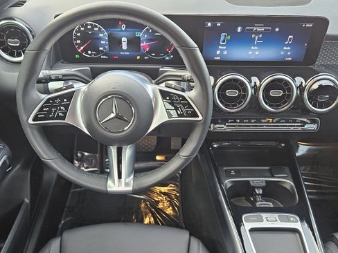 Used 2026 Mercedes-Benz GLB 250 image 26