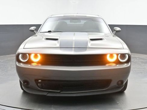 Used 2018 Dodge Challenger SXT w/ Blacktop Package image 3