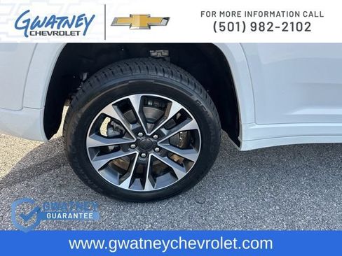 Used 2022 Jeep Grand Cherokee Overland AWD/4WD image 11