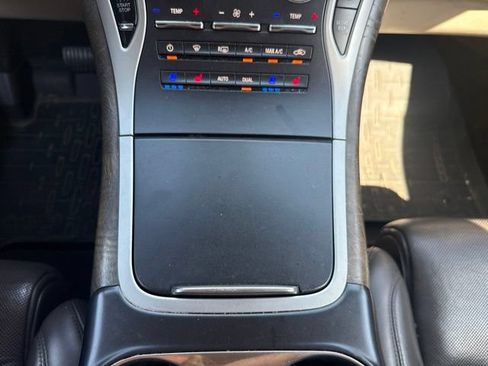 Used 2019 Lincoln Nautilus Reserve AWD/4WD image 16