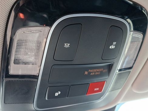 Used 2025 Hyundai Sonata SEL FWD image 32