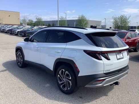 Used 2025 Hyundai Tucson Limited image 7