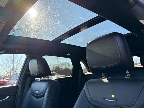 Used 2022 Cadillac XT5 Premium Luxury image 19