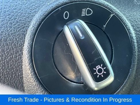 Used 2014 Volkswagen Tiguan SE AWD/4WD image 16