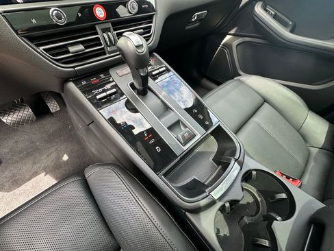 Certified 2026 Porsche Macan Turbo AWD/4WD image 30