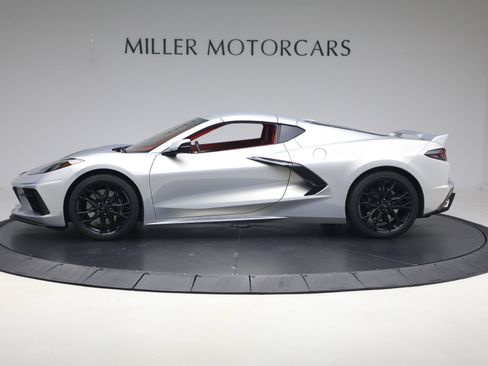 Used 2024 Chevrolet Corvette Stingray Premium Cpe w/ Z51 Performance Package RWD image 4
