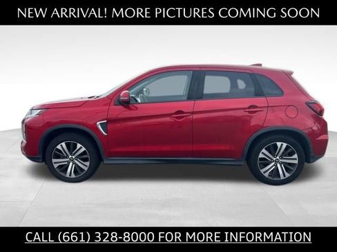 Used 2020 Mitsubishi Outlander Sport SE image 2