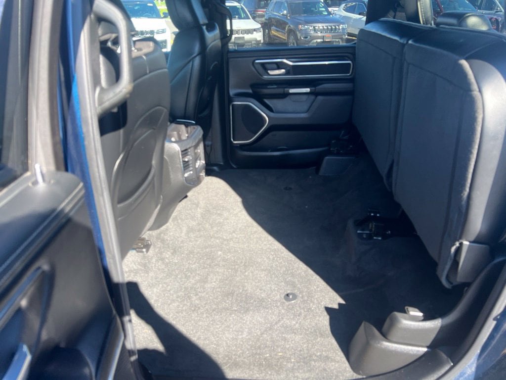 Used 2023 RAM 1500 Laramie AWD/4WD image 15