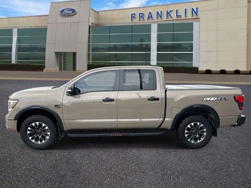Used 2024 Nissan Titan PRO-4X w/ Pro-4x Convenience Package AWD/4WD image 4