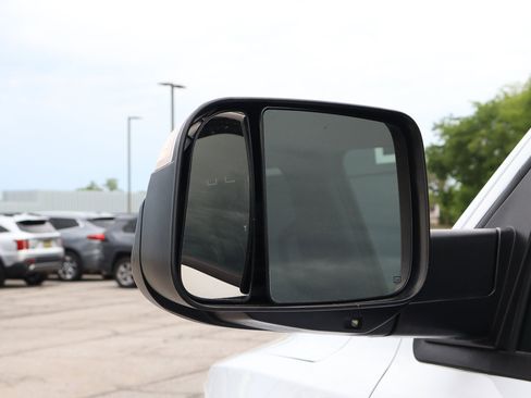 Used 2022 RAM 1500 Laramie image 16