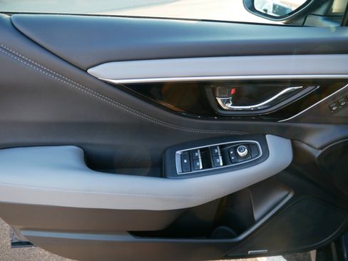 Certified 2025 Subaru Outback Limited image 30