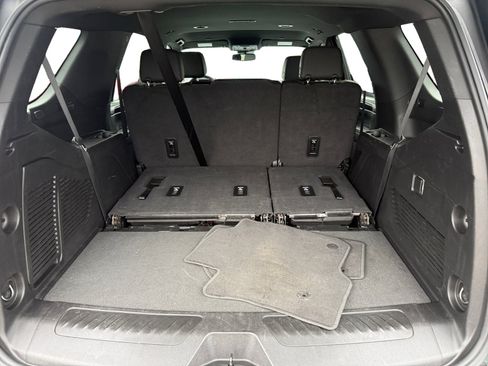 Used 2024 Chevrolet Tahoe LT image 17