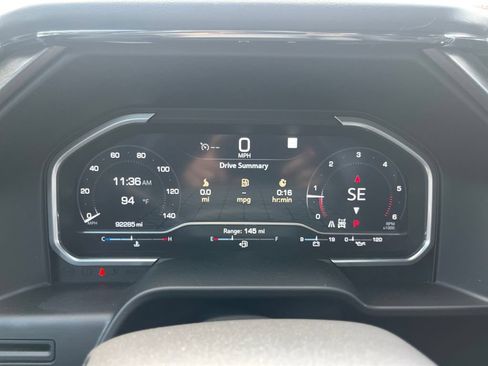 Used 2023 GMC Sierra 1500 AT4 w/ AT4 Preferred Package AWD/4WD image 17