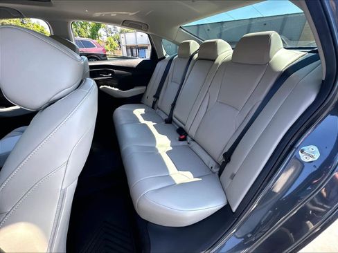 Used 2025 Honda Accord Touring image 29