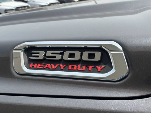 New 2026 RAM 3500 Laramie AWD/4WD image 9