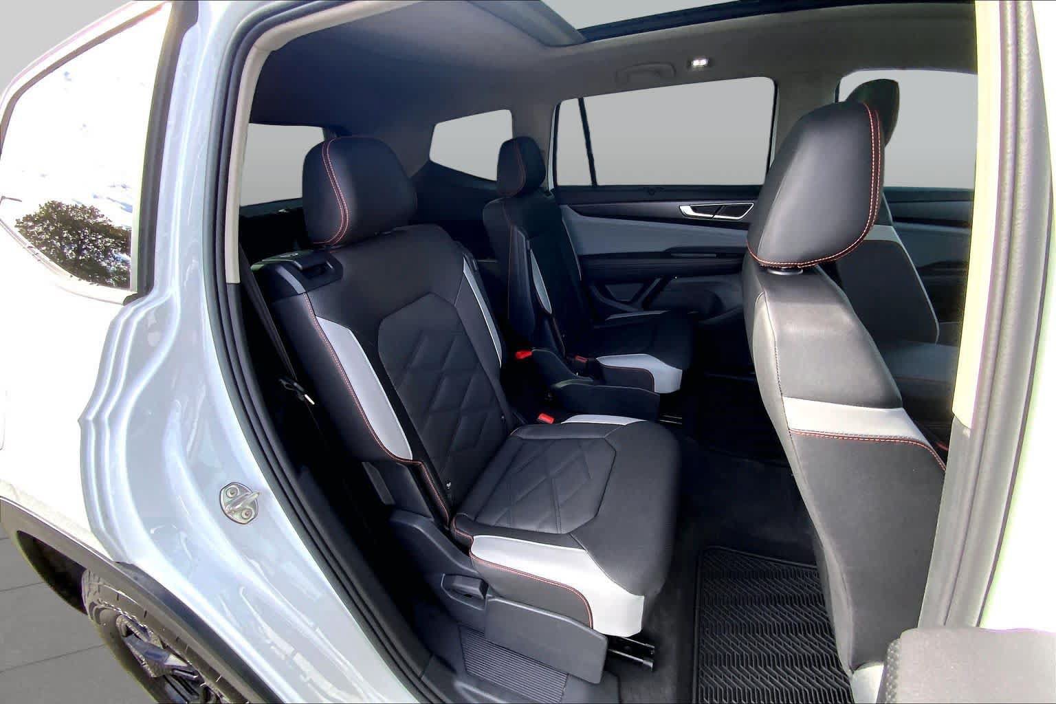 Used 2026 Volkswagen Atlas Peak Edition AWD/4WD image 20