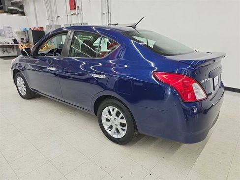 Used 2018 Nissan Versa SV w/ SV Special Edition image 4