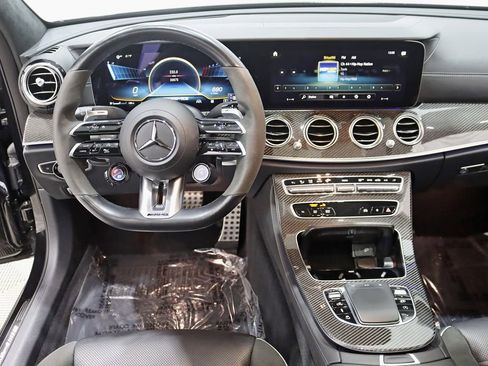Used 2021 Mercedes-Benz E 63 AMG S image 18