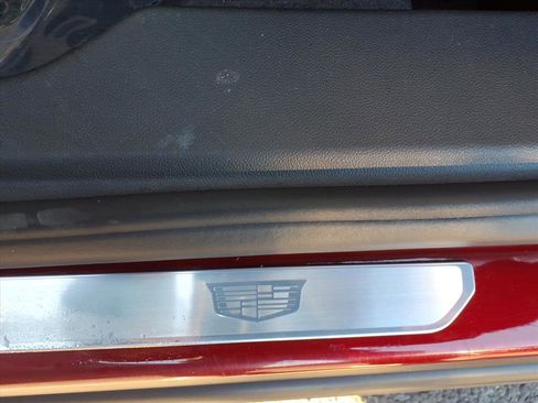 Certified 2023 Cadillac XT4 Luxury w/ Cold Weather Package image 24