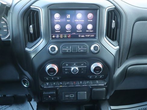 Used 2020 GMC Sierra 2500 AT4 w/ Technology Package image 23