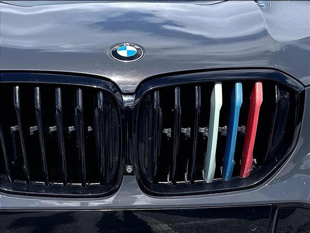 Used 2022 BMW X5 M50i w/ Executive Package AWD/4WD image 29