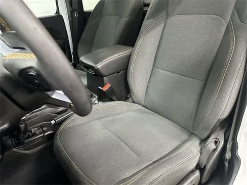 Used 2024 Jeep Wrangler Sahara image 10