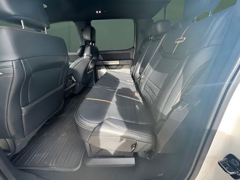 Used 2024 Ford F350 Platinum image 11